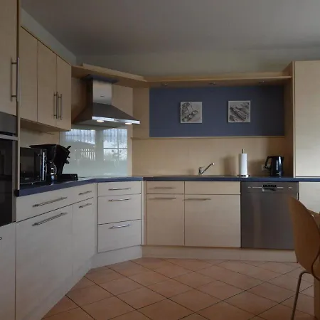شقة Spacious With Garden In Germany *